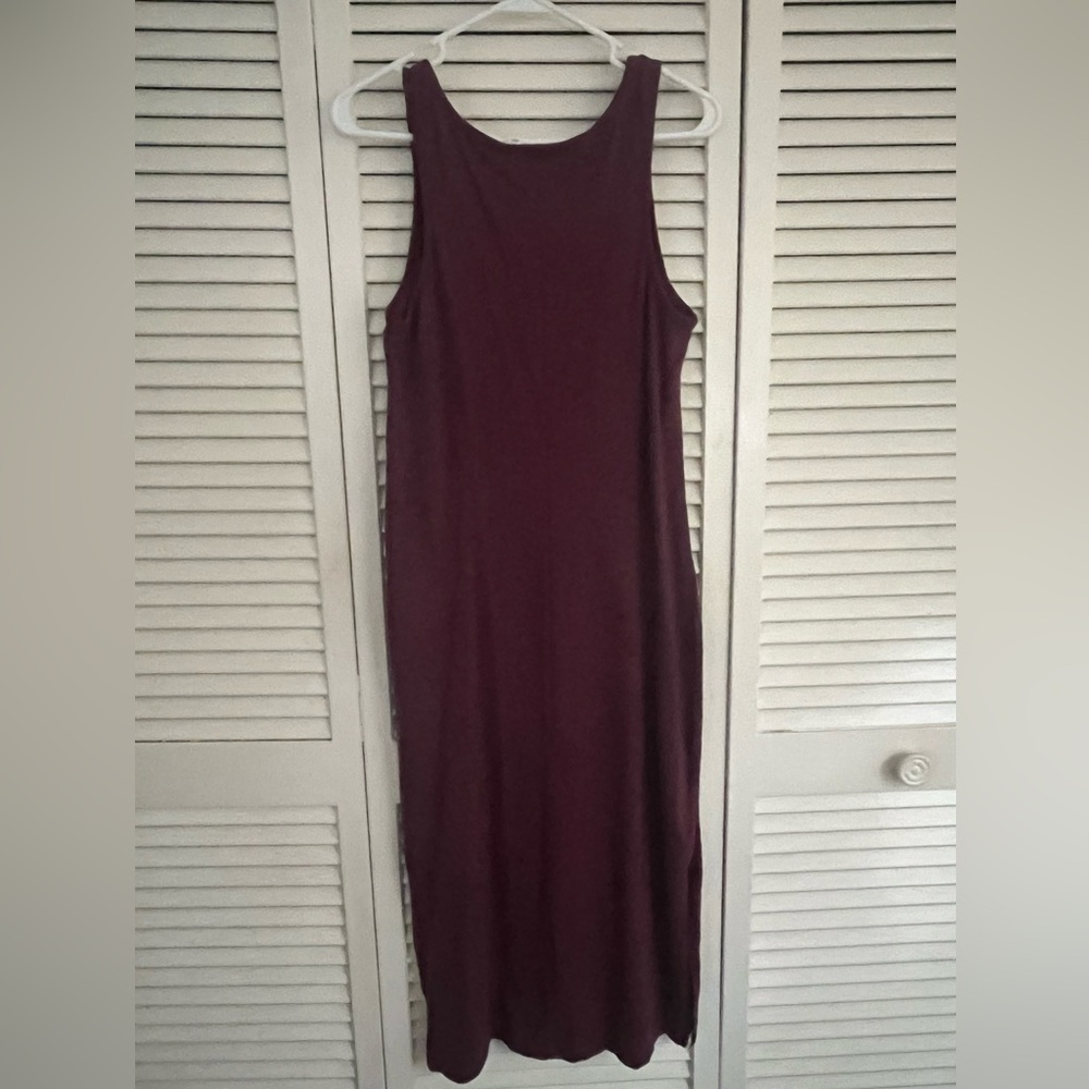 Gap Sleeveless Midi Dress - size XS- Maroon